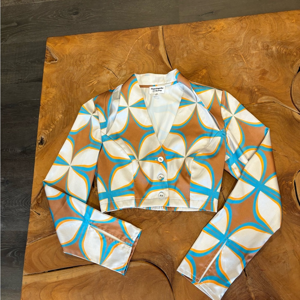 Amazon “The Drop Collection” Geometric Patterned Women's Crop Top Blouse